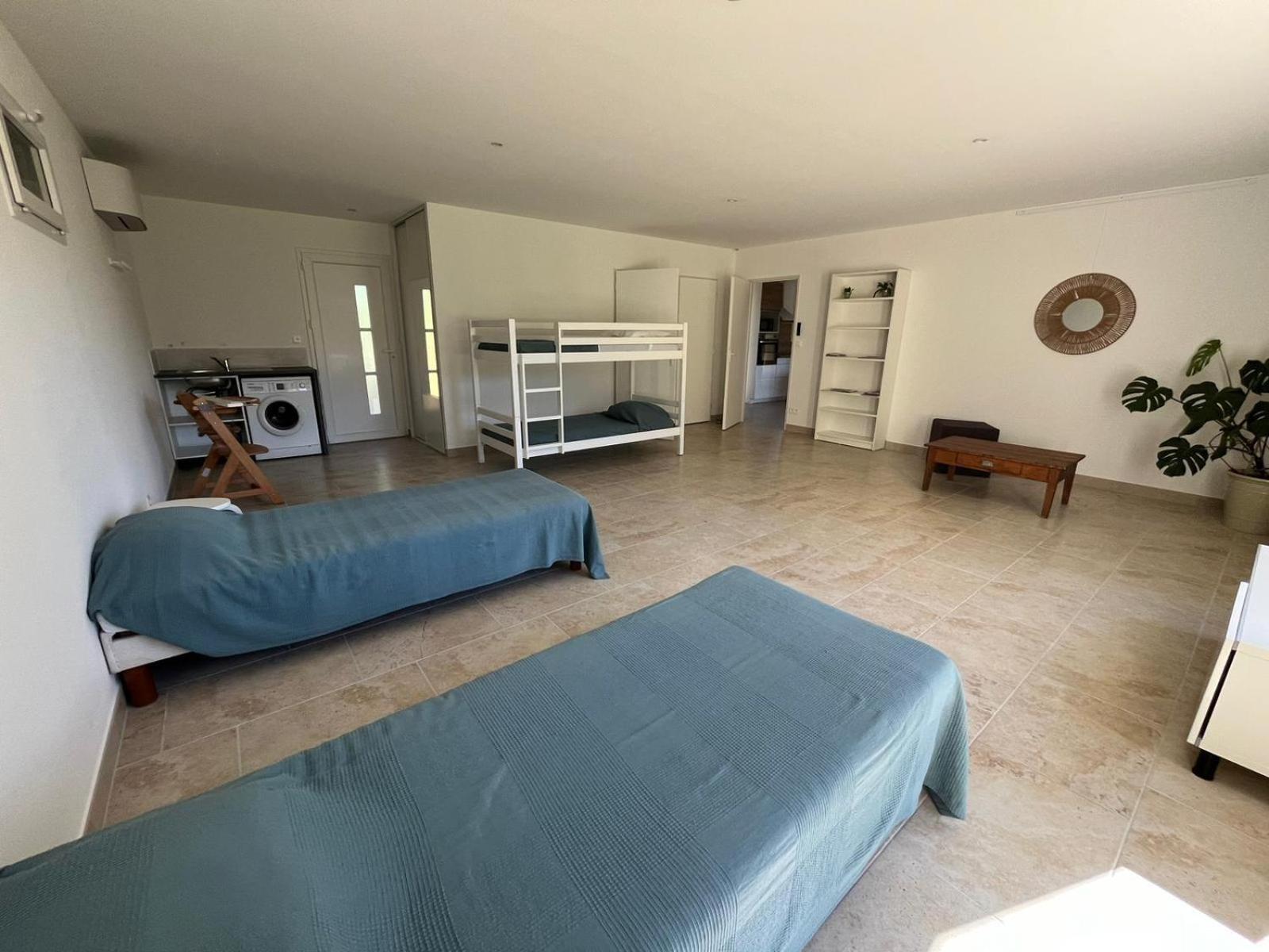 Au Fil De Soi Villa Saint-Julien-de-Peyrolas ห้อง รูปภาพ